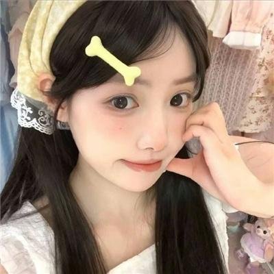 美丽笨女人